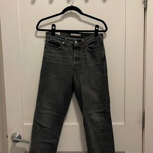 LEVIS - Faded Black “Wedgie” Jeans